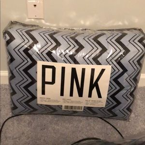 PINK full / queen comforter